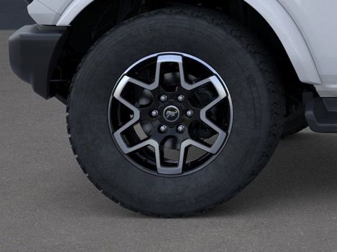 New 2026 Ford Bronco Outer Banks image 22