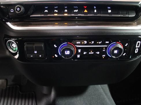 New 2026 Chevrolet Silverado 1500 LT w/ Safety Package AWD/4WD image 34