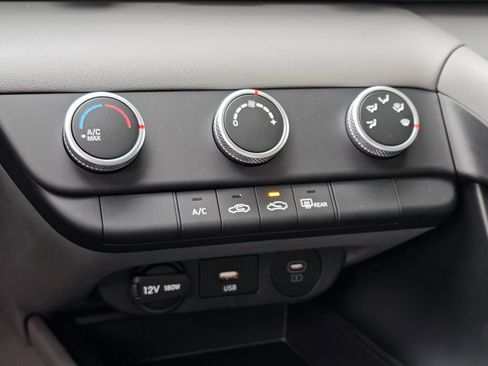 New 2026 Hyundai Elantra SE FWD image 21