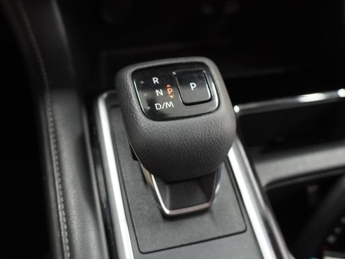 Used 2023 Nissan Pathfinder SL FWD image 28