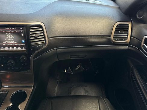 Used 2016 Jeep Grand Cherokee Limited RWD image 28