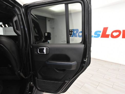 Used 2024 Jeep Wrangler High Altitude AWD/4WD image 29