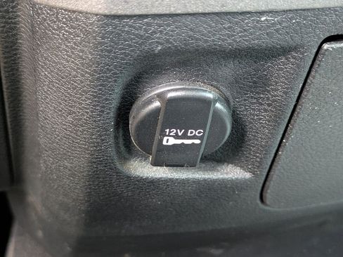 Used 2018 RAM 1500 Express w/ Express Value Package RWD image 21