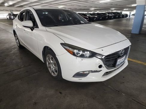Used 2017 MAZDA MAZDA3 Sport FWD image 1