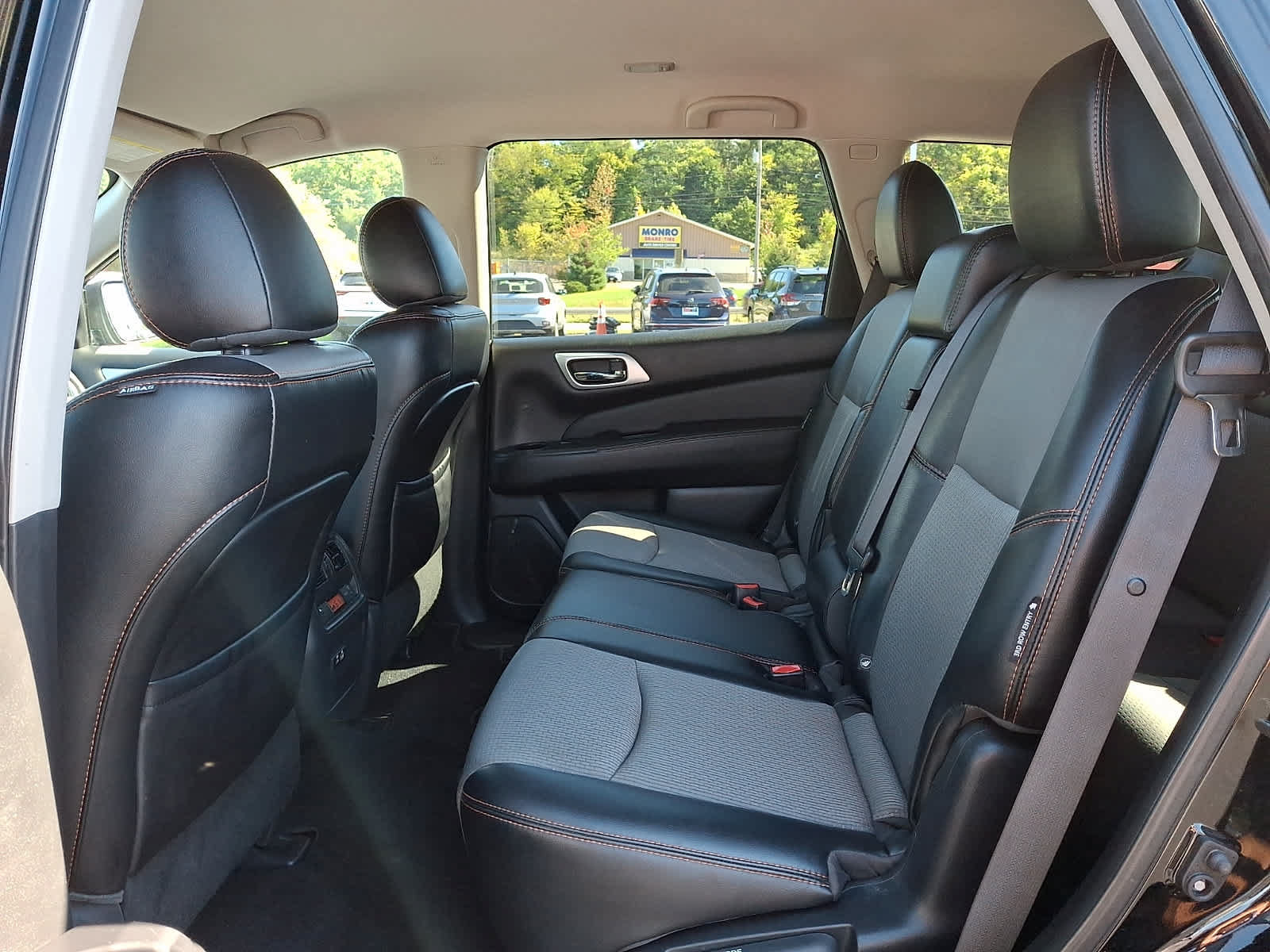 Used 2020 Nissan Pathfinder SV w/ Rock Creek Edition AWD/4WD image 11