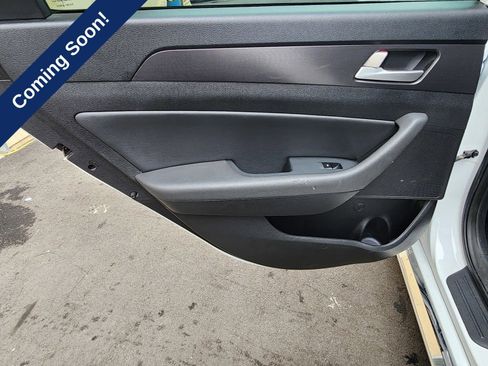 Used 2016 Hyundai Sonata Sport w/ Option Group 02 FWD image 19