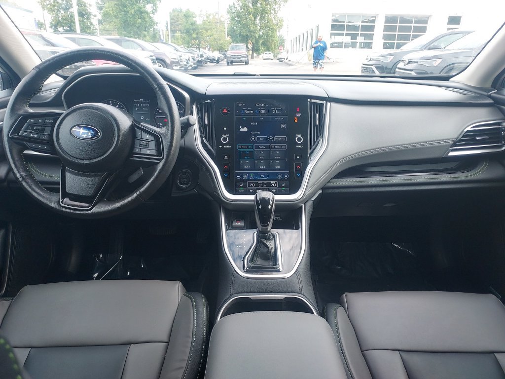 Certified 2025 Subaru Outback Onyx Edition AWD/4WD image 11