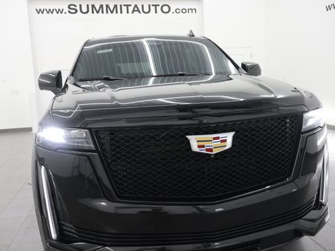 Used 2021 Cadillac Escalade Sport Platinum AWD/4WD image 29