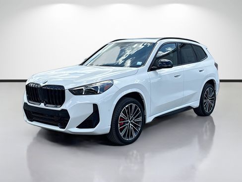New 2026 BMW X1 xDrive28i w/ Technology Package AWD/4WD image 7