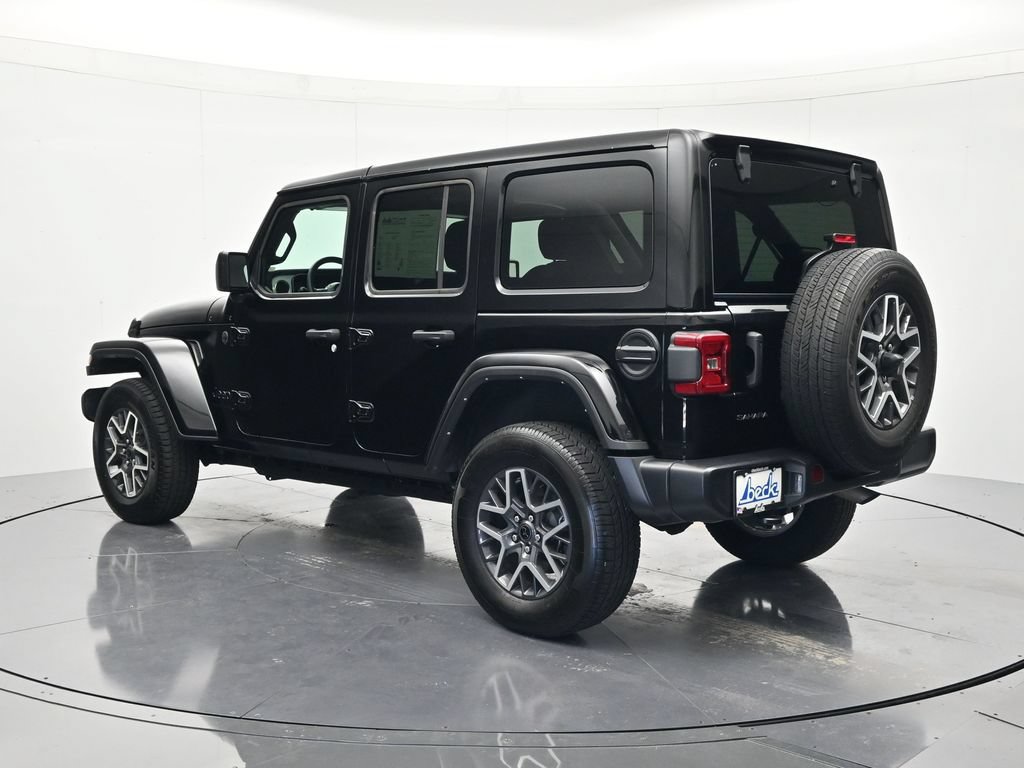Used 2025 Jeep Wrangler Unlimited Sahara AWD/4WD image 7