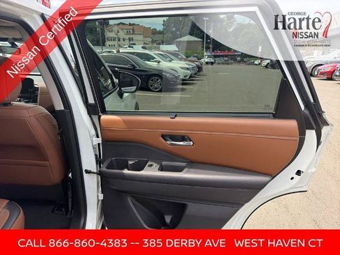 Certified 2023 Nissan Pathfinder Platinum AWD/4WD image 27