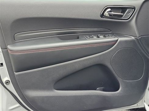 Certified 2025 Dodge Durango R/T w/ Trailer Tow Group IV image 22