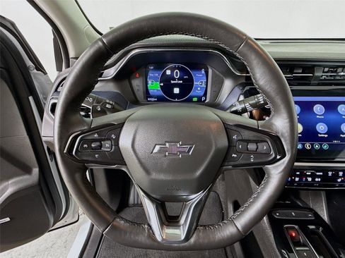 Used 2022 Chevrolet Bolt EUV Premier w/ Sun & Sound Package image 12