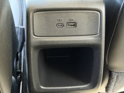 Used 2024 Chevrolet Trax LT w/ Driver Confidence Package FWD image 25