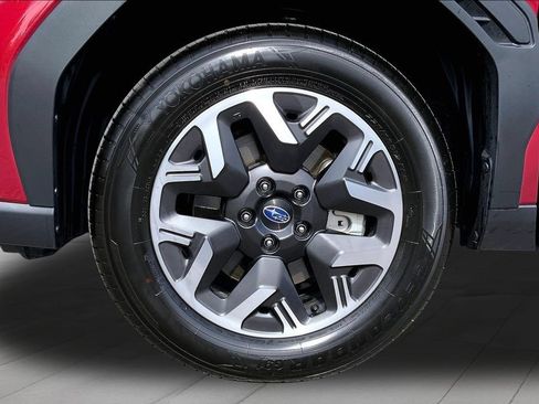 Used 2026 Subaru Forester Premium AWD/4WD image 33