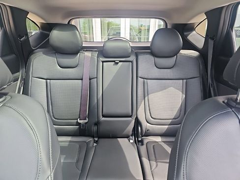 Certified 2025 Hyundai Tucson Limited FWD image 28