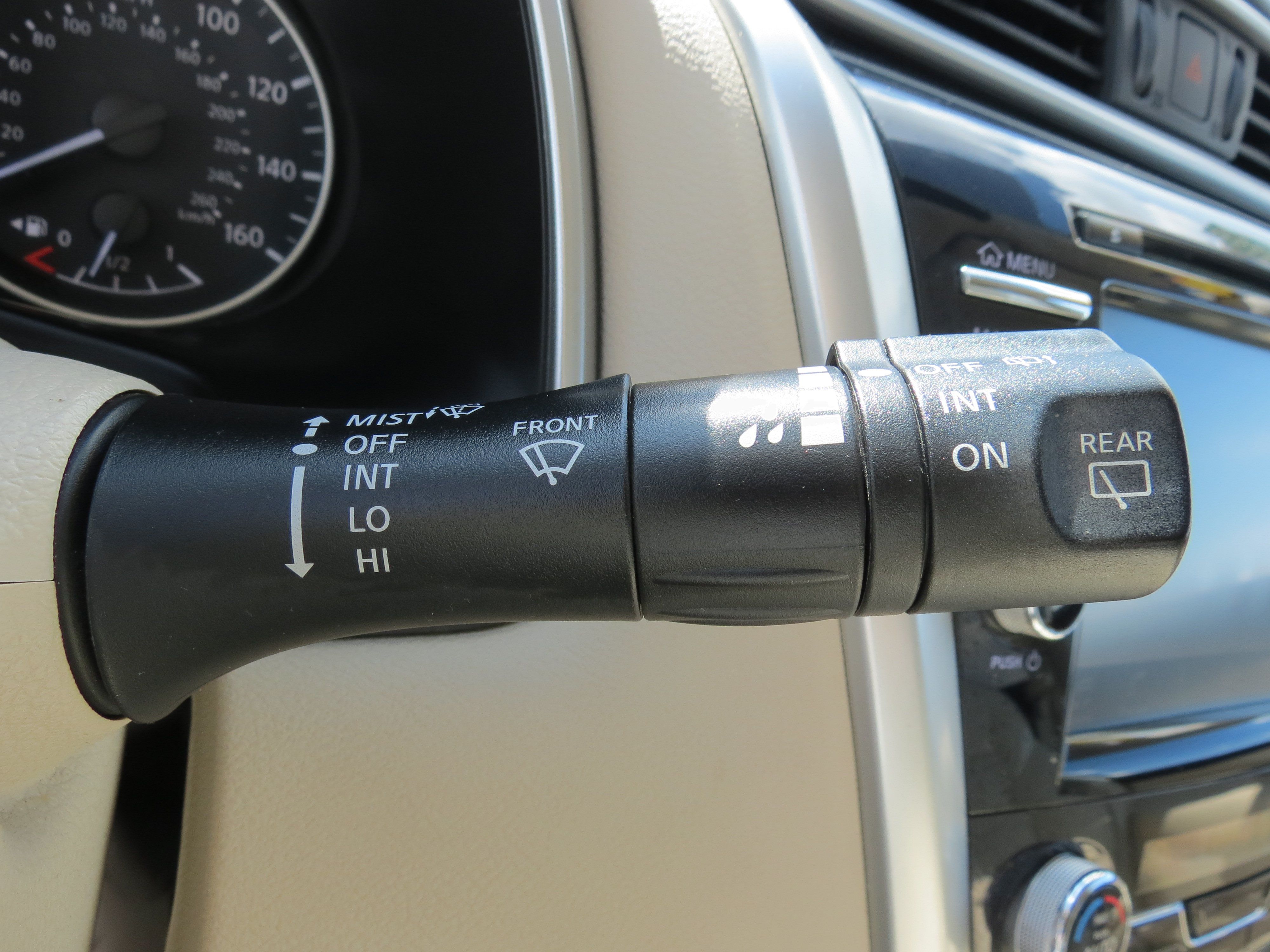 Used 2016 Nissan Murano SL w/ SL Technology Package FWD image 17