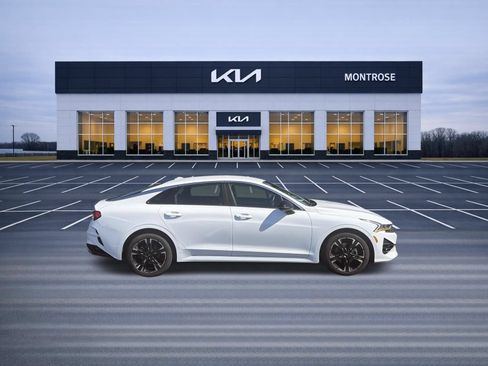 Used 2024 Kia K5 GT-Line w/ GT-Line Premium Package FWD image 4