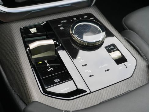 Certified 2025 BMW X3 xDrive30i image 23