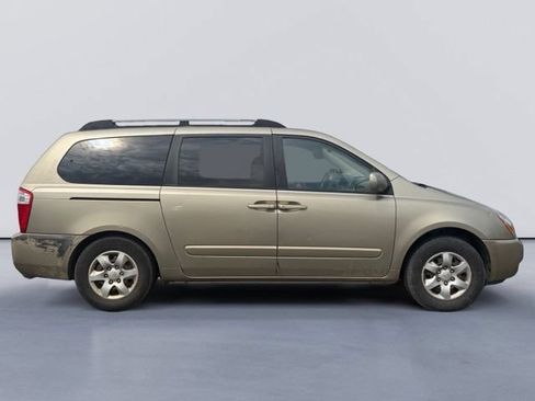 Used 2007 Kia Sedona LX FWD image 2