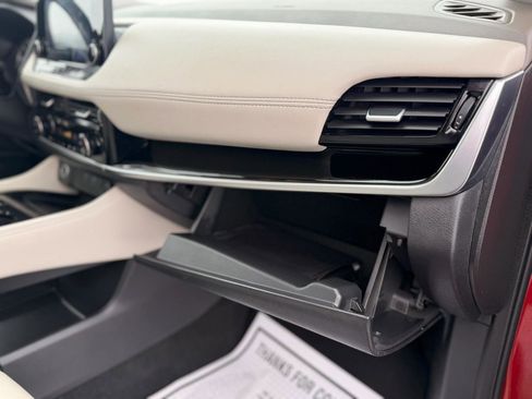 Used 2022 Nissan Rogue SL w/ SL Premium Package image 33