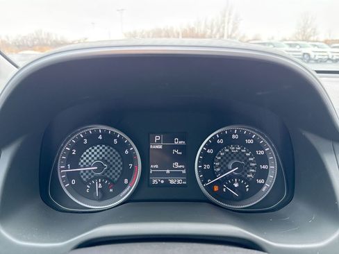 Used 2019 Hyundai Elantra SE image 16