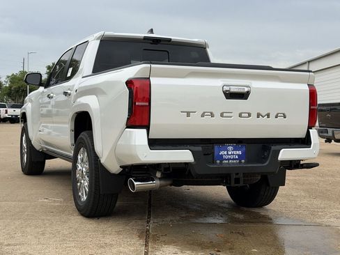 New 2026 Toyota Tacoma Limited AWD/4WD image 7