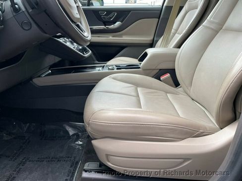 Used 2020 Lincoln Corsair Reserve w/ Elements Package image 9