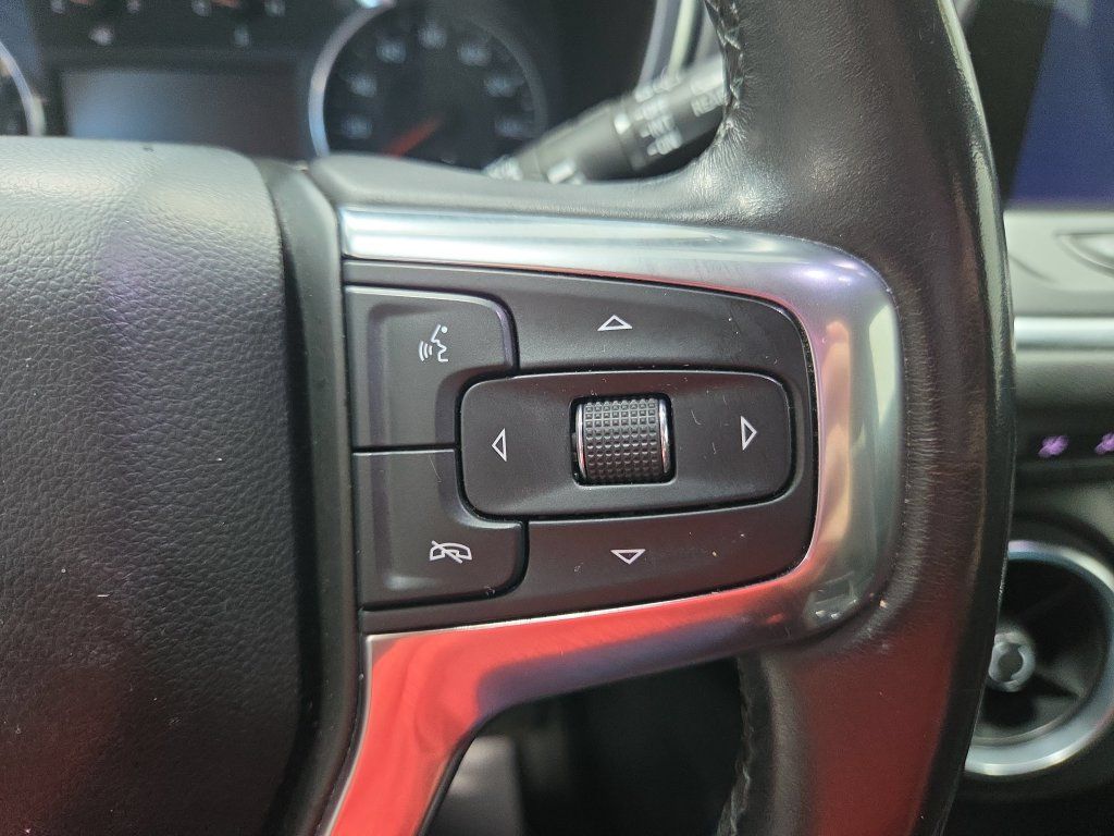 Used 2019 Chevrolet Blazer LT FWD image 35