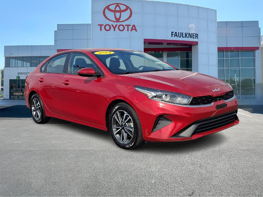 Used 2024 Kia Forte LXS FWD image 1