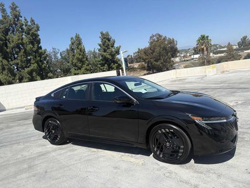 Used 2026 Nissan Sentra SR w/ Floor Mat Package FWD image 36