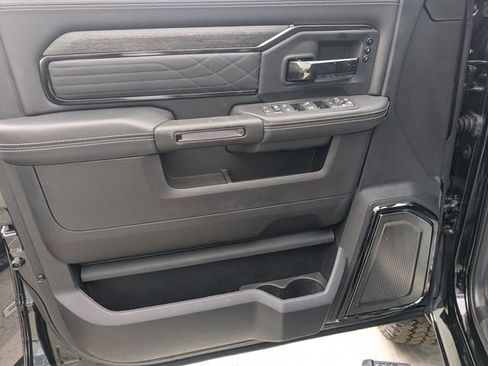 New 2026 RAM 2500 Limited image 9