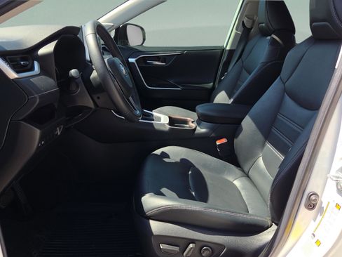Certified 2021 Toyota RAV4 Limited image 13
