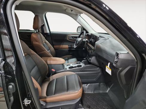 New 2026 Ford Bronco Sport Outer Banks image 17