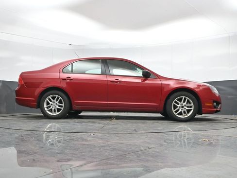 Used 2010 Ford Fusion S image 39
