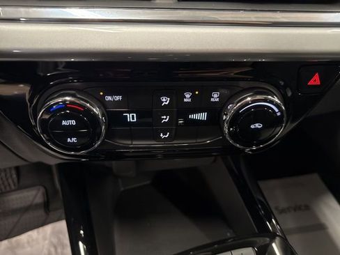 New 2026 Chevrolet Trax LT image 16