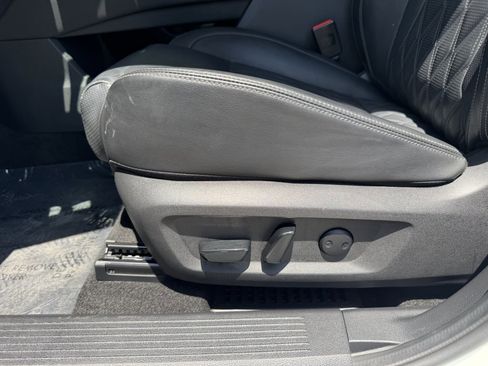 Used 2022 Nissan Rogue Platinum w/ Head-Up Display Package image 34