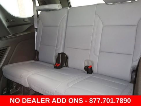 New 2026 GMC Yukon Elevation w/ Elevation Premium Package AWD/4WD image 17