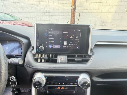 Used 2025 Toyota RAV4 LE image 17