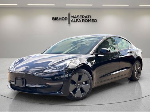 Used 2021 Tesla Model 3 Long Range AWD/4WD image 2
