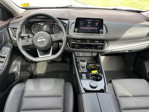 Certified 2023 Nissan Rogue SV w/ SV Premium B Package AWD/4WD image 24