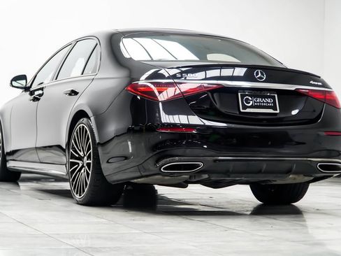Used 2023 Mercedes-Benz S 500 4MATIC w/ AMG Line image 12