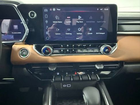 Used 2026 GMC Canyon AT4 image 29