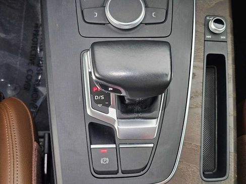 Used 2018 Audi Q5 2.0T Premium Plus AWD/4WD image 30