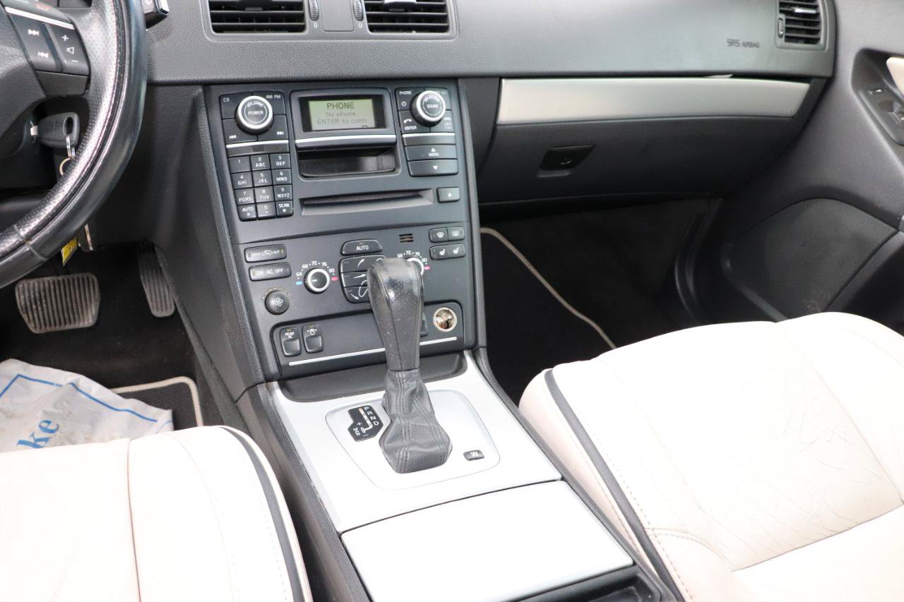 Used 2013 Volvo XC90 3.2 R-Design FWD image 24