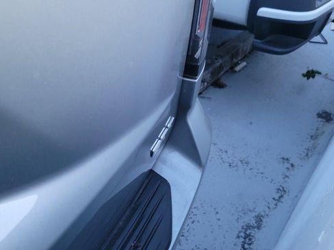 Certified 2025 Cadillac Escalade Sport Platinum AWD/4WD image 9