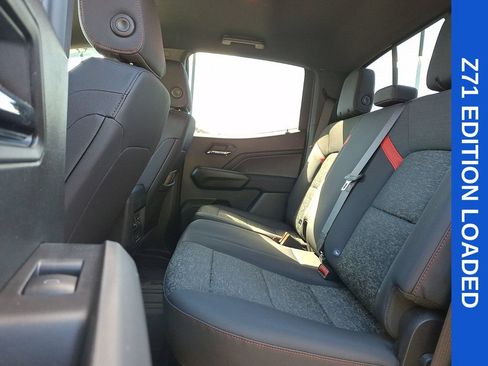 Certified 2025 Chevrolet Colorado Z71 AWD/4WD image 10