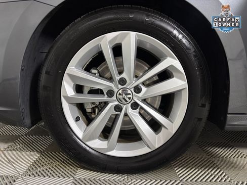 Used 2020 Volkswagen Passat 2.0T SE FWD image 29
