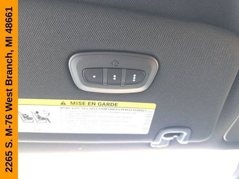 New 2027 Chrysler Pacifica Select AWD/4WD image 34