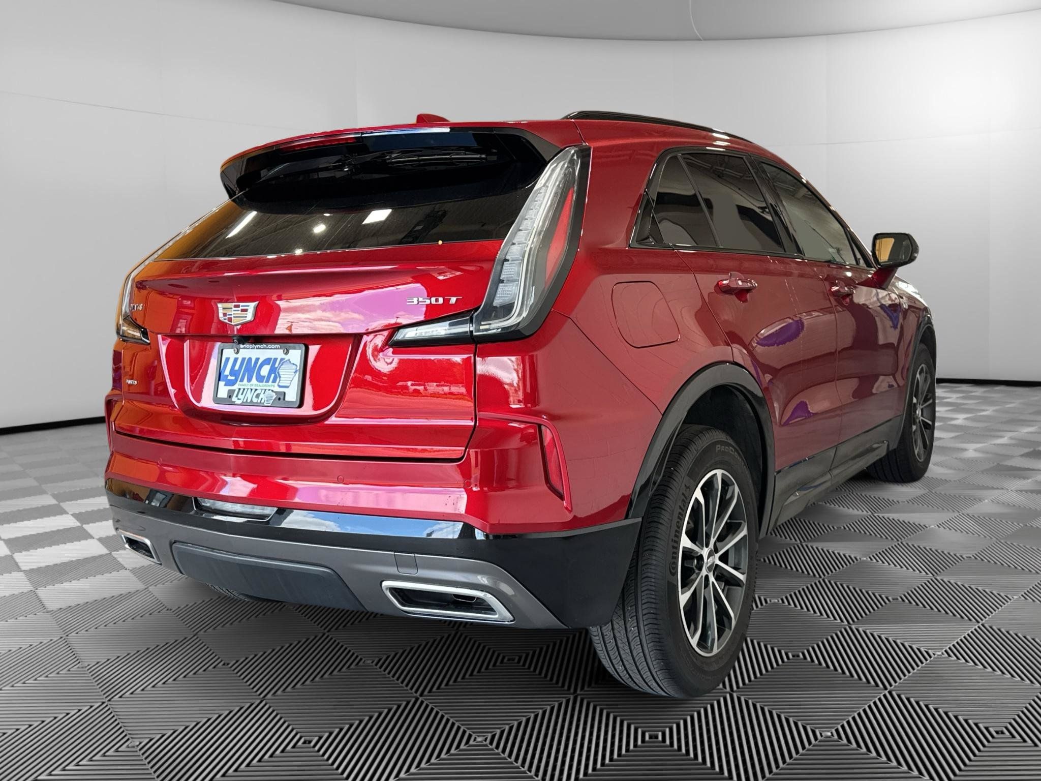 Used 2024 Cadillac XT4 Sport w/ LPO, Floor Liner Package AWD/4WD image 5